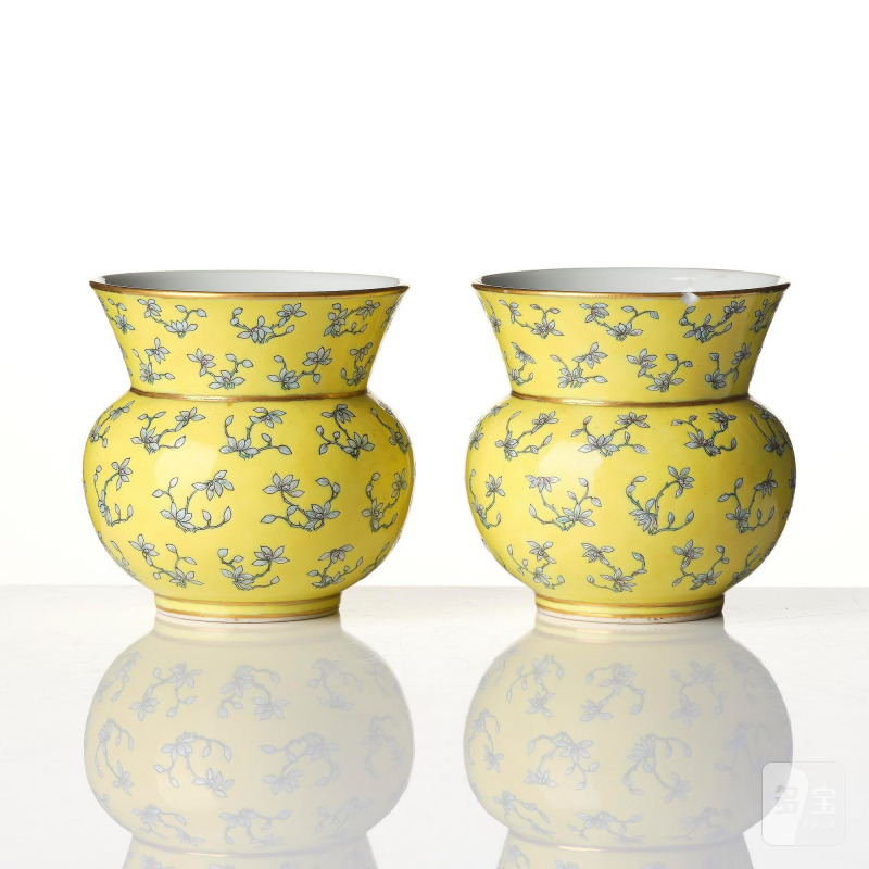 Two enamelled yellow-ground vessels, - 图3